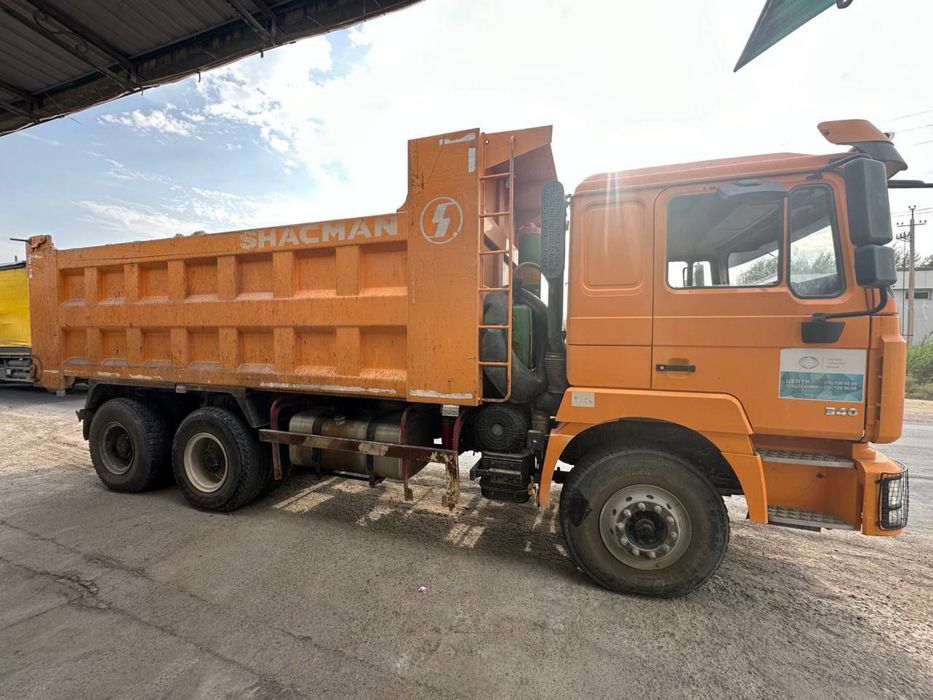 Сотилади Shacman F3000