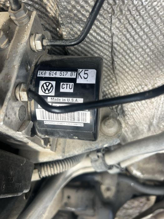 Pompa ABS Volkswagen Jetta Hybrid 2014