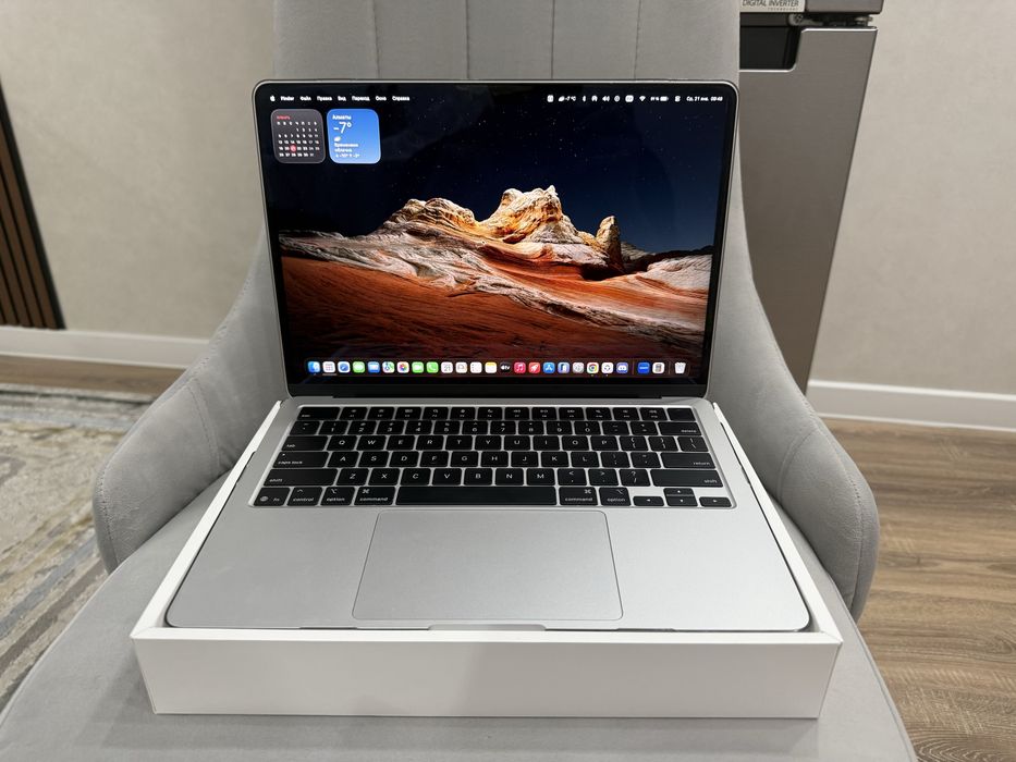 MacBook Air 13, 2025