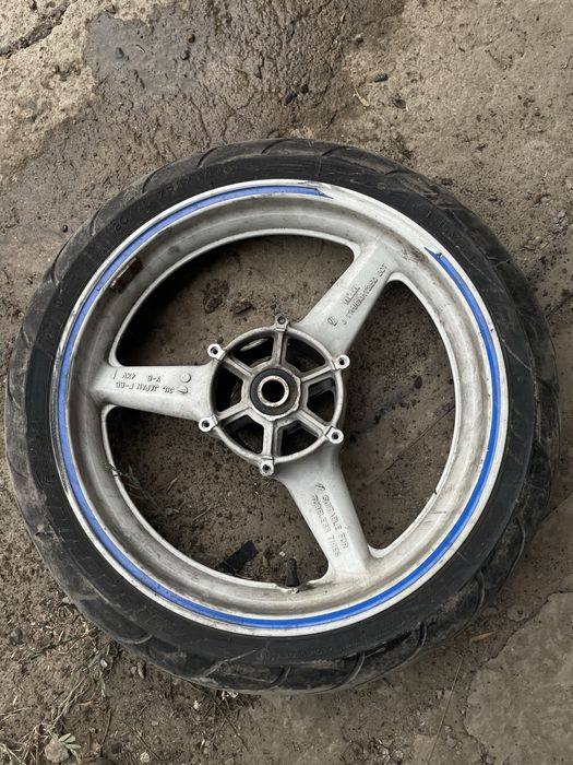 Переднее колесо Yamaha