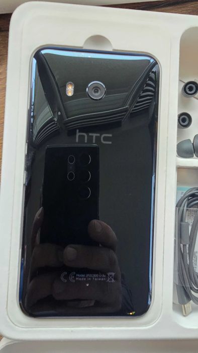 Телефон HTC U11 Brilliant black