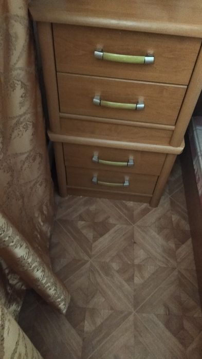 Продам спальный гарнитура70000