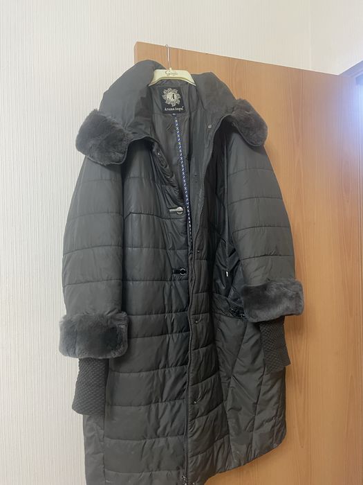 Продам 3 женских зимних пуховика