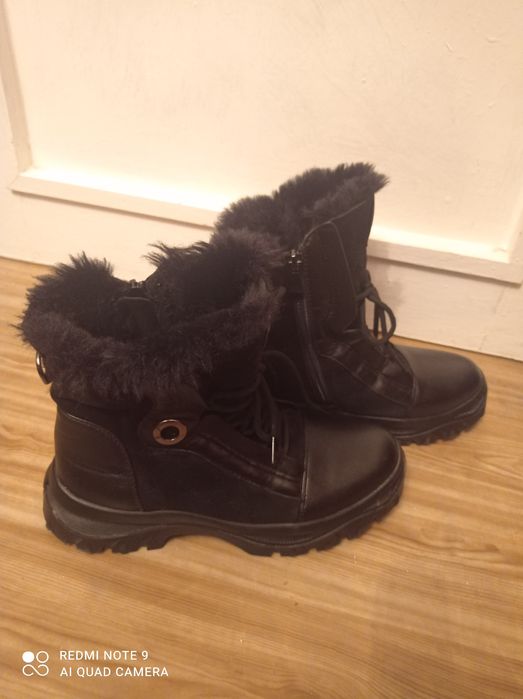 Ботушки,боти,кубинки естествена кожа 40. номер