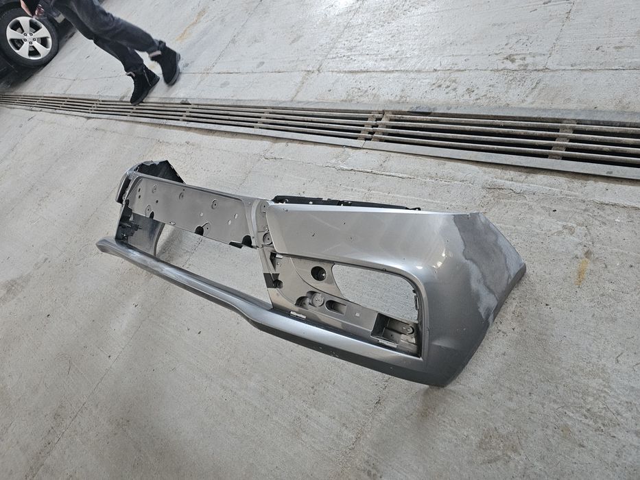 Бампер лада Веста