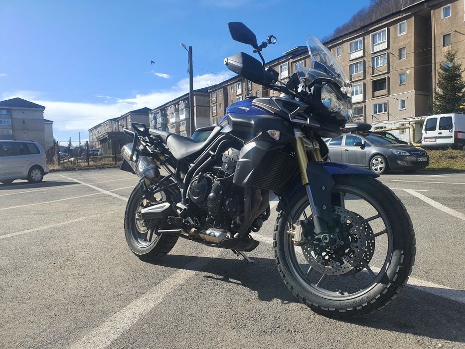 Vând Triumph Tiger 800 -2012