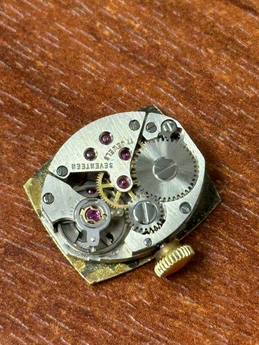 Златен дамски механичен часовник Zentra / 14к GOLD