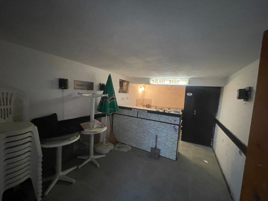 Продава се Двустаен апартамент в Плевен, 9-ти квартал - 71 кв.м за 1367 €/кв.м - Снимка #12