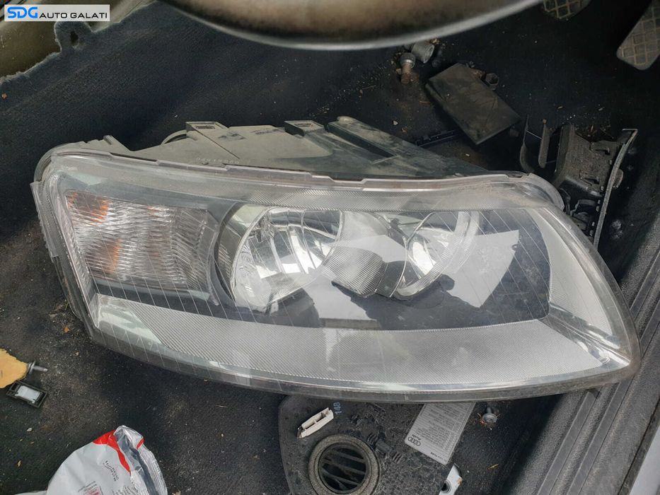 Far Dreapta Halogen FARA Lupa Audi A6 C6 2004 - 2008 [K0765]