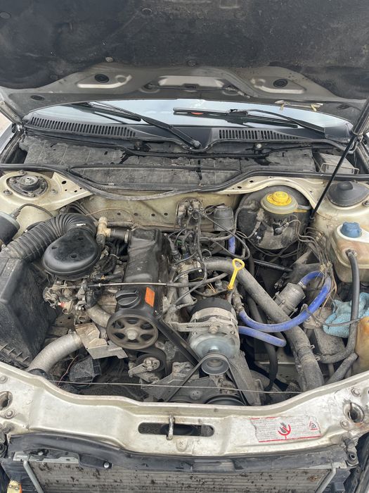 Ауди 100с4 2л срочно