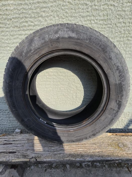 Зимни гуми Semperit 215/65/16 4 броя за 40лв.