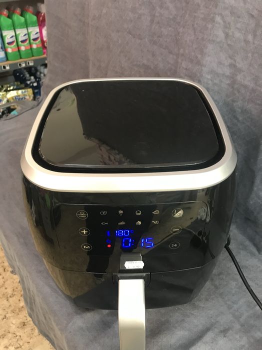 Фритюрник Amazon Basics 6L