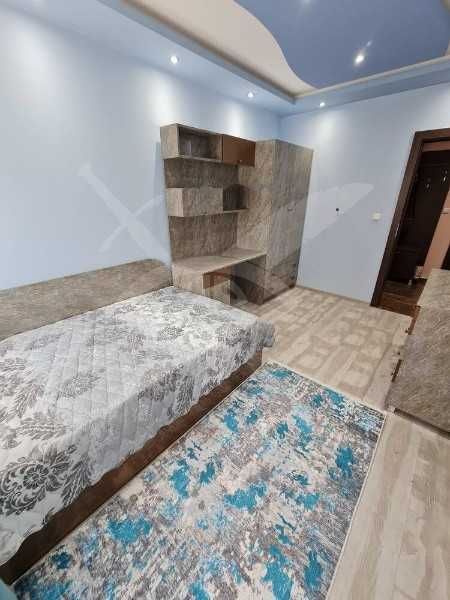 Дава се под наем Тристаен апартамент в Пловдив, Христо Смирненски - 117 кв.м за 568.14 € - Снимка #6