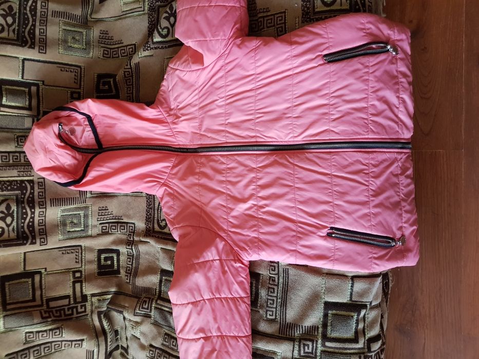 Куртка на девочку