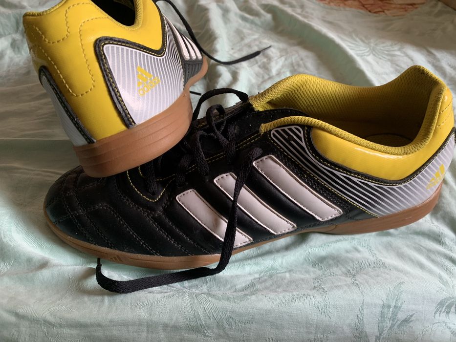 Adidasi, Adidas, fotabal sala, originali