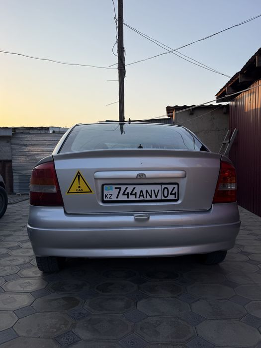Продам Опель астра g.1998 год
