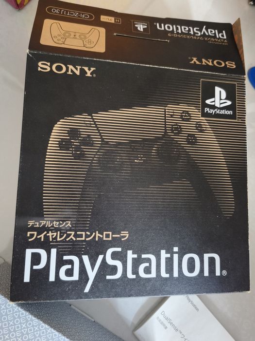 Продам джойстик на Playstation 5