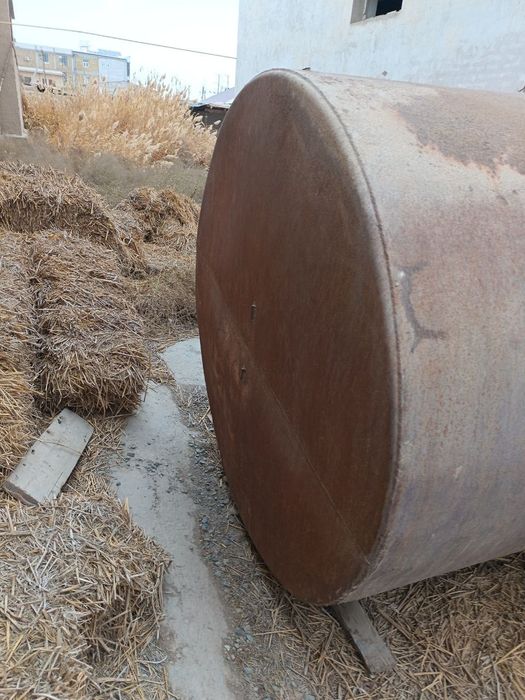 Ёмкость сотилади 5 тонналик