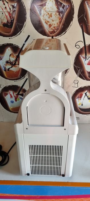 Aparat pentru suc granita / înghețată / ICE COFFE / Shake / Frappe