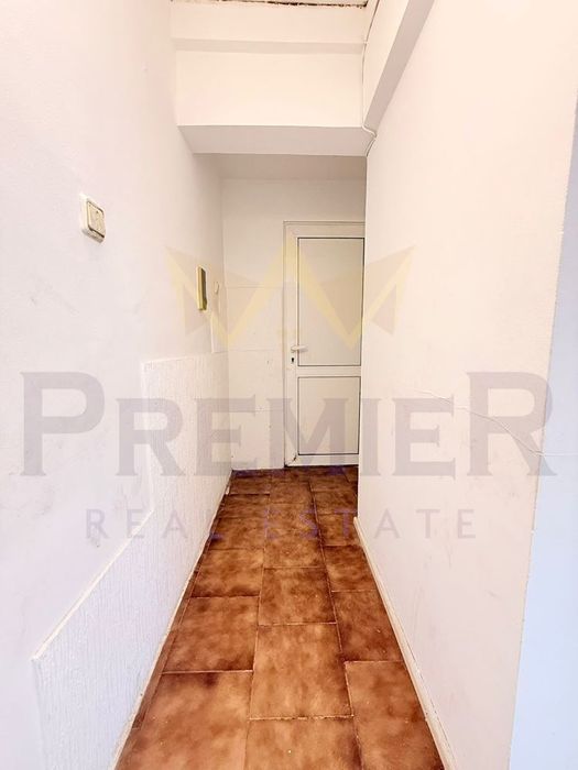 Продава се Двустаен апартамент в Варна, Централна поща - 60 кв.м за 1063 €/кв.м - Снимка #5