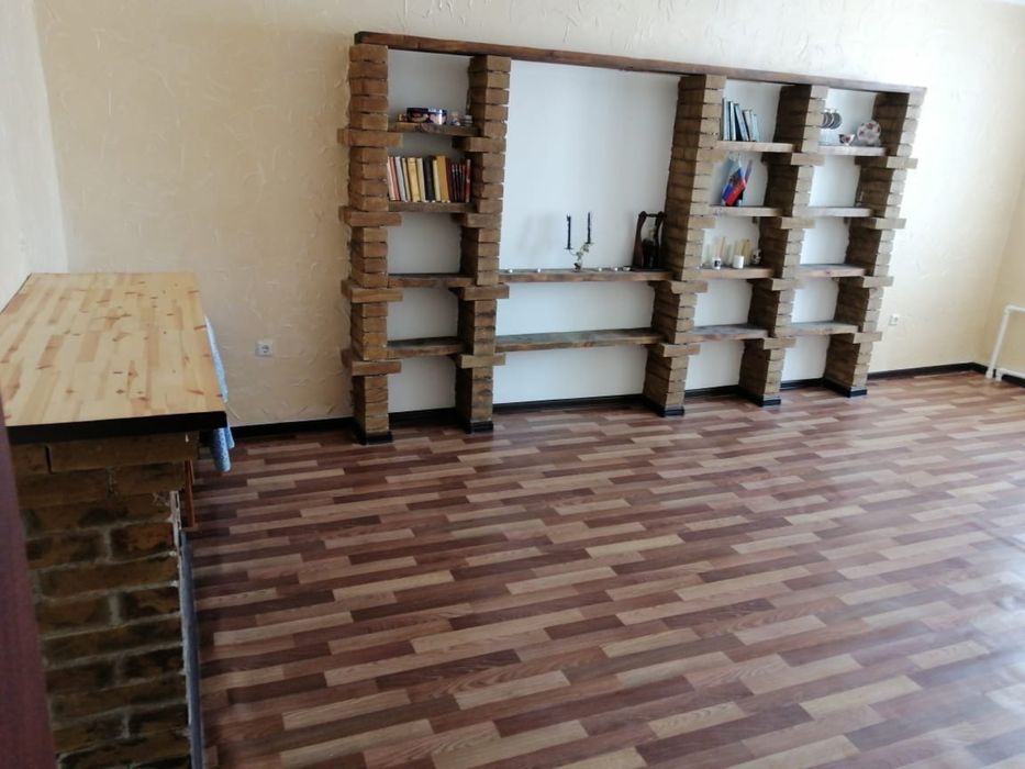 Сдам комнату на 12 мкр