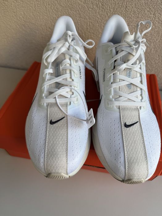 Nike ZoomX Flyknit маратонки - Бели, чисто нови