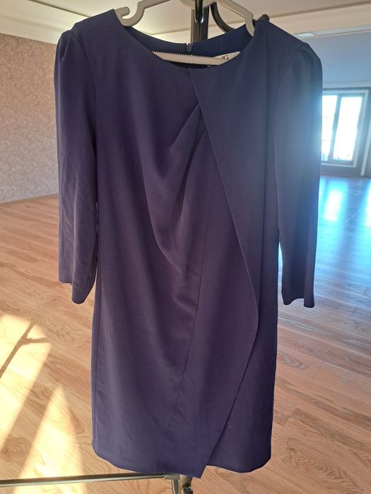 Платья для девушек и женщин