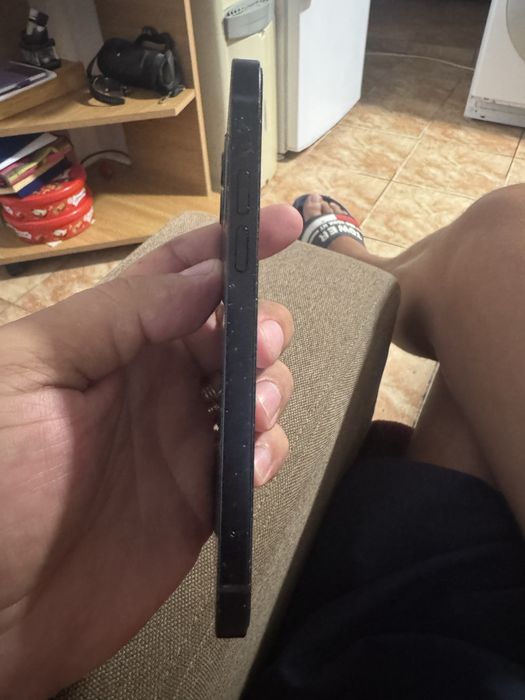 Vand iPhone 12 126gb