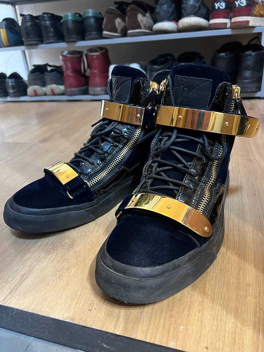Giuseppe Zanotti Coby