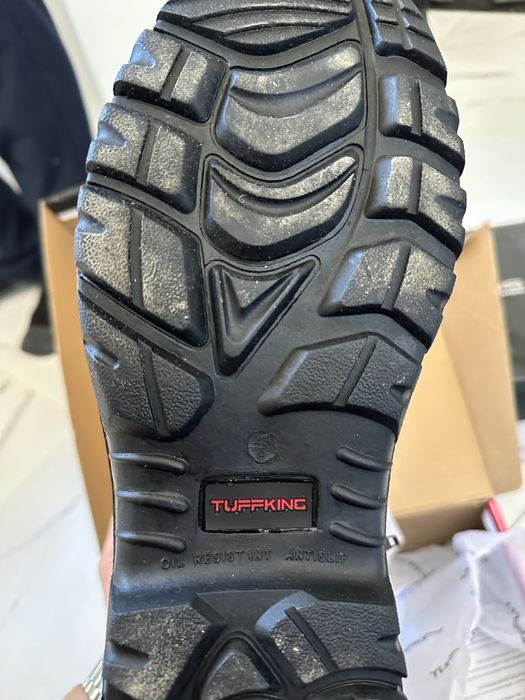 Спец.ботинка 43размер