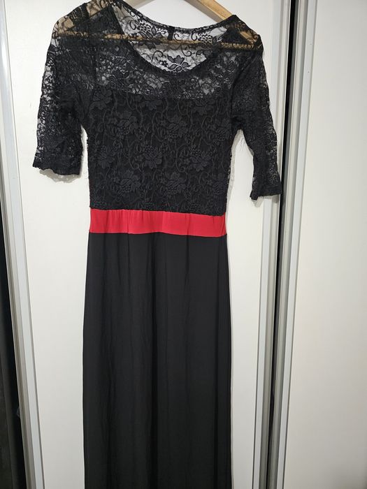 Официални рокли размер S