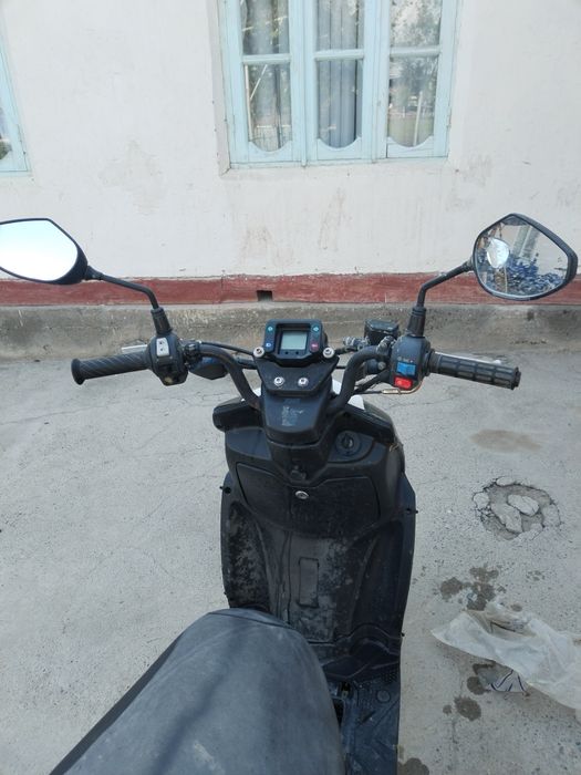 Скутер Сотилади Б/У