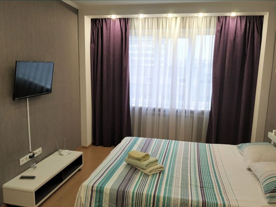 1 комнатная  Назарбаева 187