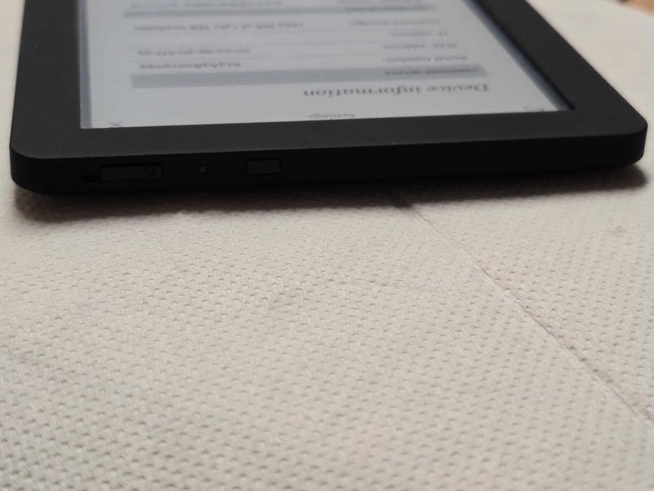 eBook Reader Kobo Glo (N613) - Ecran 6" Iluminat, 1024x758, MicroSD