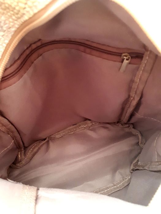 Детска модерна раничка.