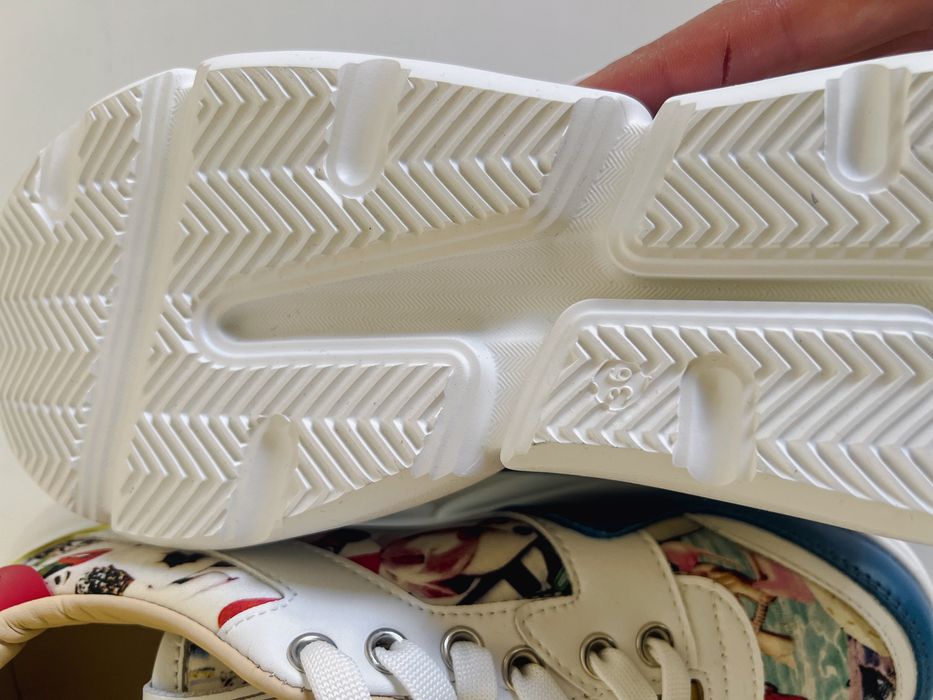 Нови кецове 36 номер