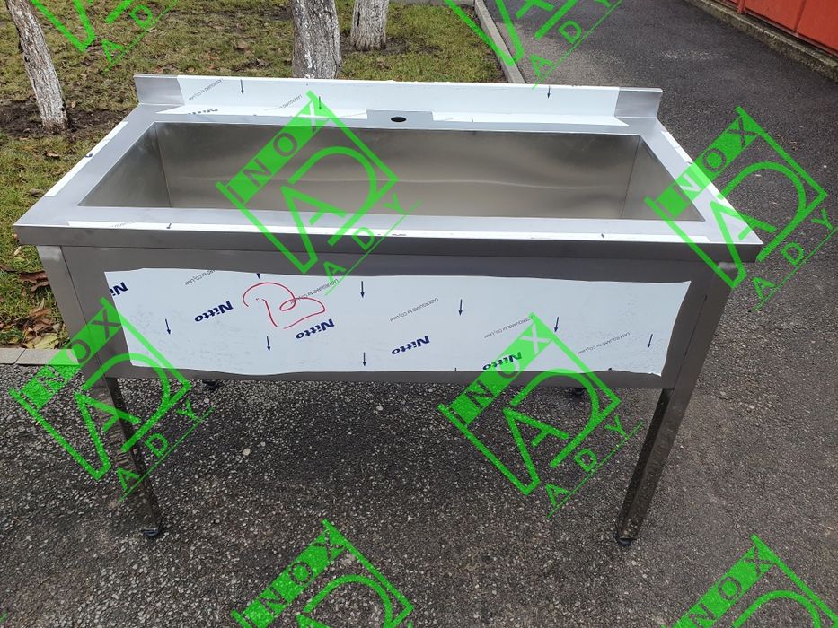 Mese / masa inox spalatoare inox hote inox profesionale