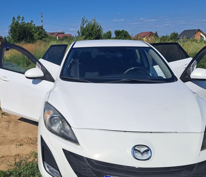 MAZDA 3 2011 — imagine 5