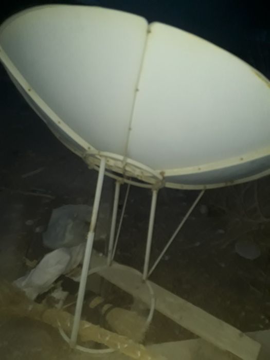 Спутник антенна 2шт сотилади 2 тунел obmen