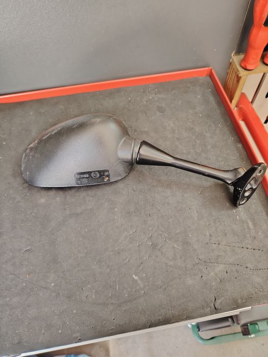 Ляво огледало honda cbr 600rr2008г