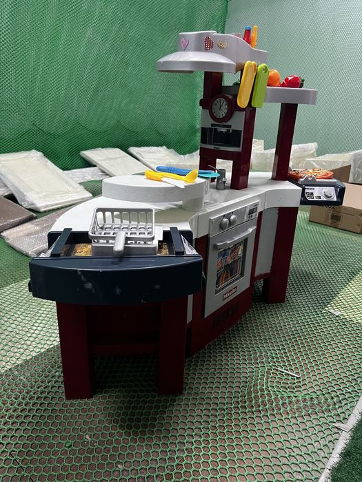 Детская кухня Miele