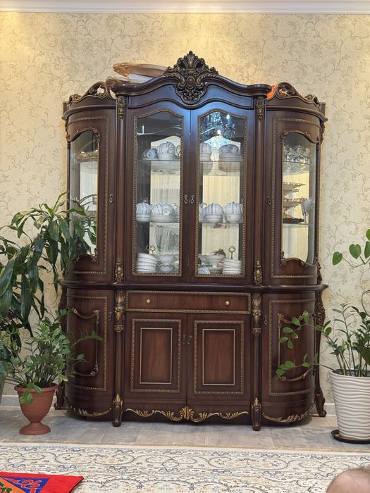 Сервант для посуды