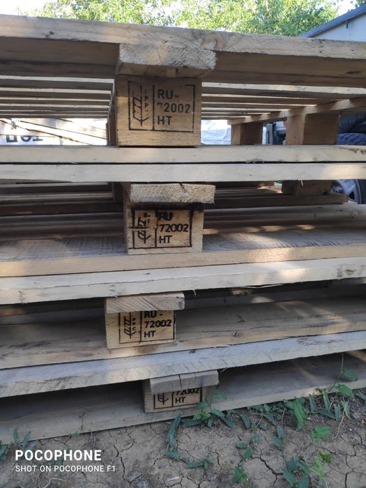 Поддоны 114*114,