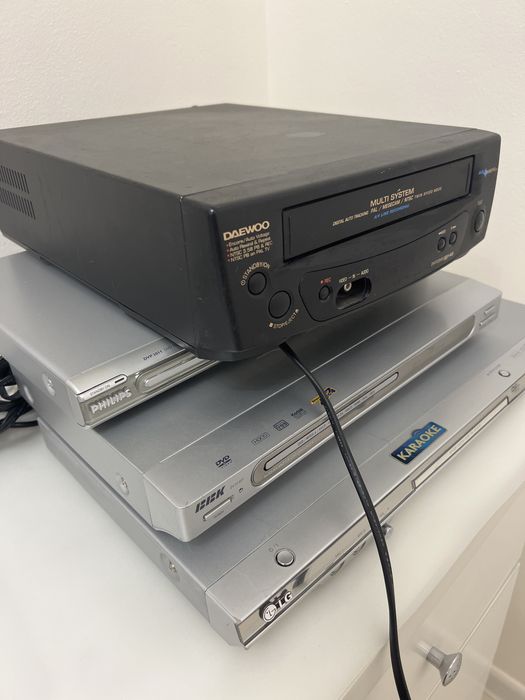 Продам видео/DVD проигрыватели, магнитолы, караоке