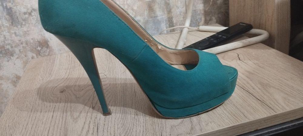 Продам туфли б.у