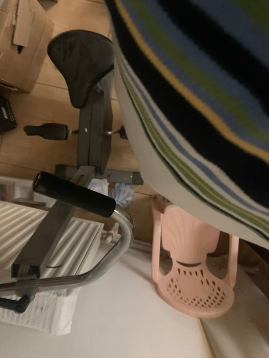 Vând bicicletă medicinală pentru sport.