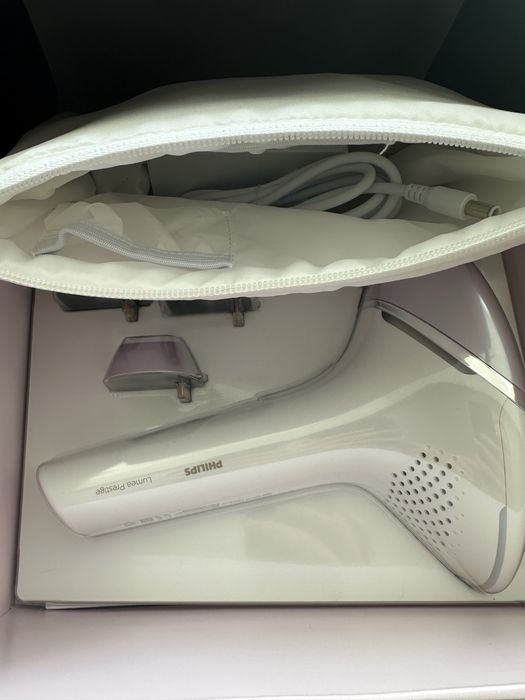 Vand epilator IPL Phillips Lumea 8000 nou nefolosit