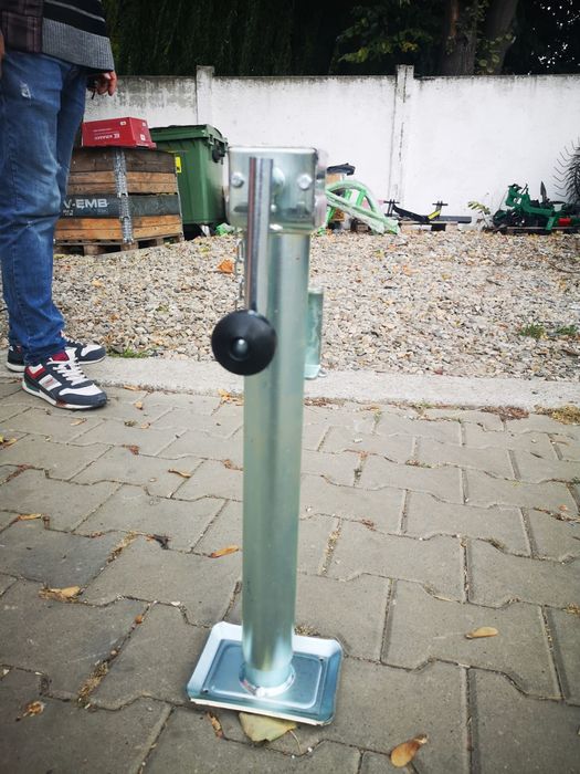 Picior sprijin remorca 3.5 tone preț 450 lei import Italia