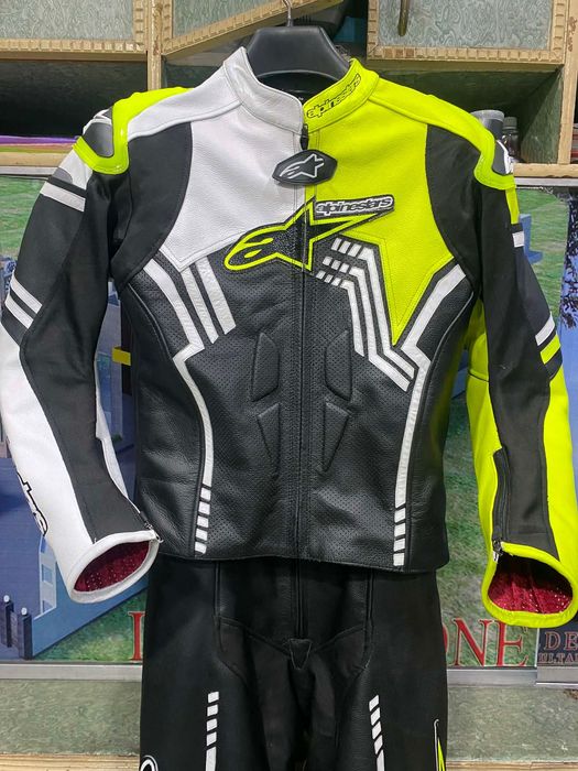 Мото Екипировка- Костюми Ботиши Ръкавици