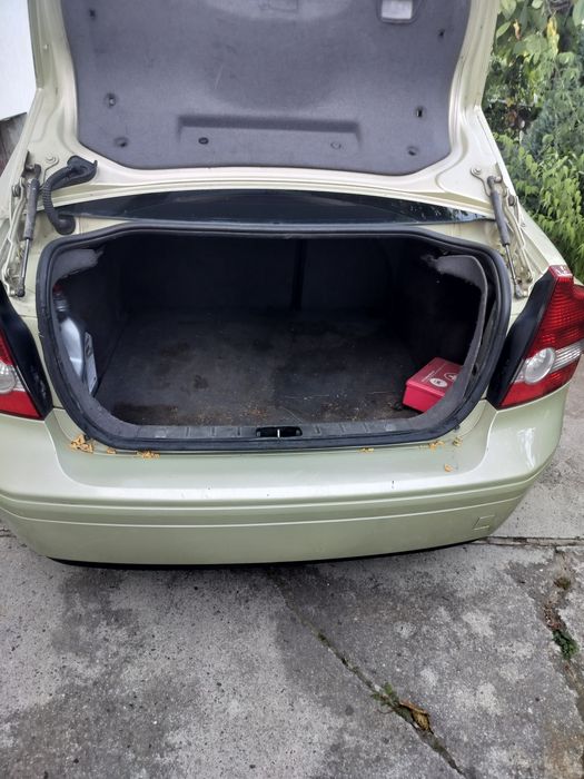 Volvo S40 2.0 diesel,an 2004